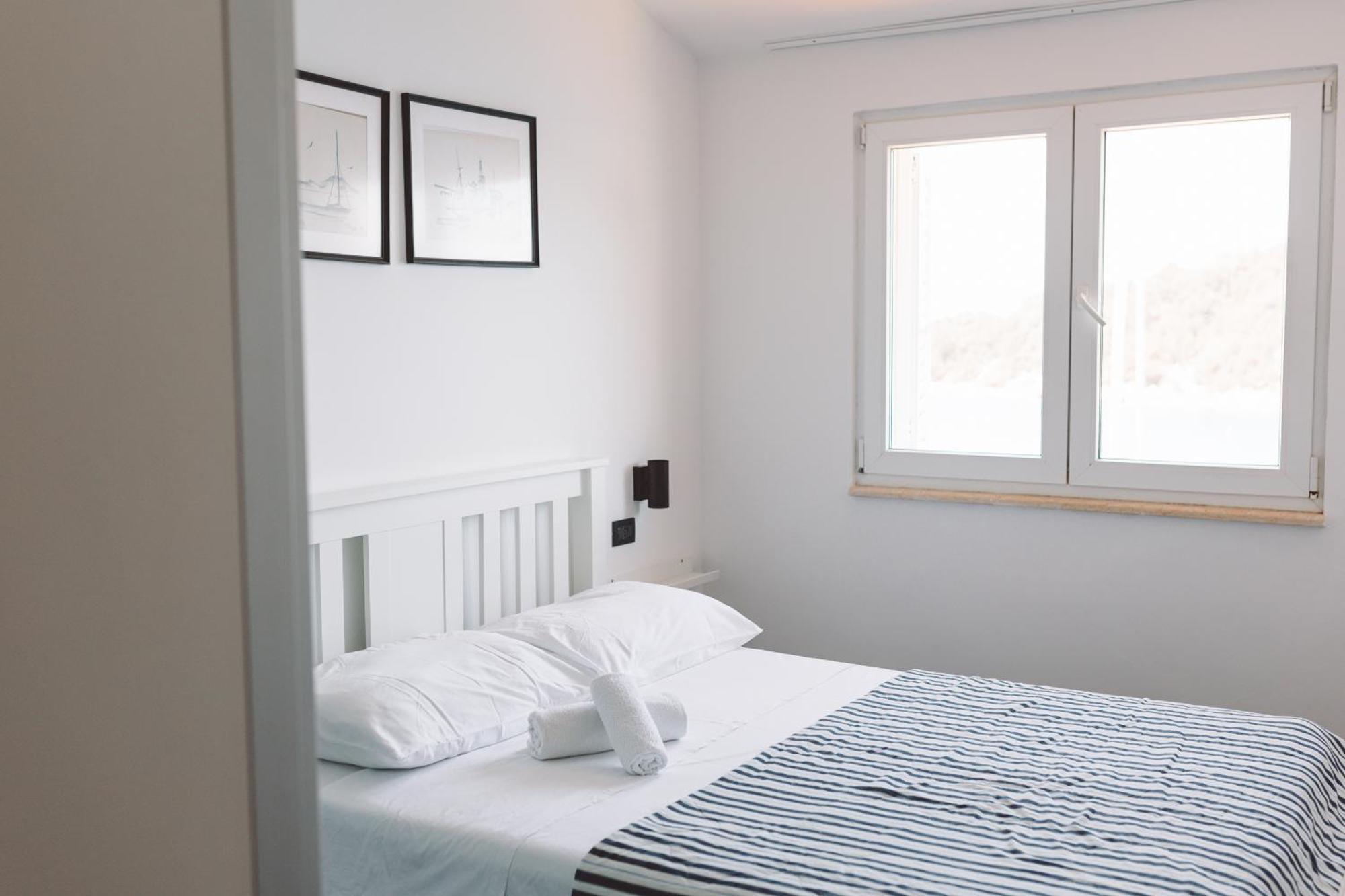 Accommodation Triton Lastovo Экстерьер фото